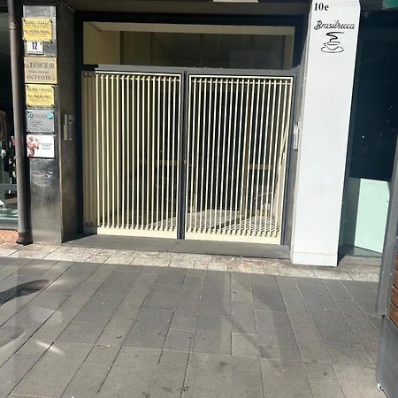 Sistra 12 Panzió Catania-Fontanarossai nemzetközi repülőtér Kültér fotó